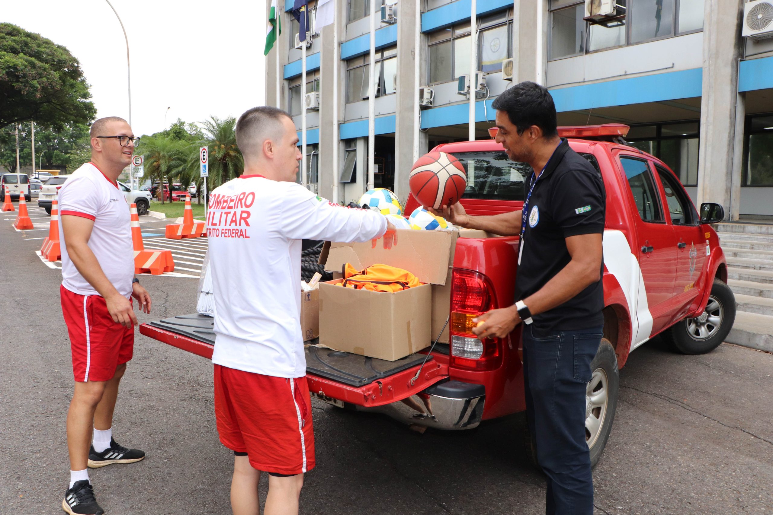 Itens serão doados aos órgãos de segurança pública do DF que necessitam de recursos para promover atividades esportivas entre seus servidores | Foto: Divulgação/SSP-DF