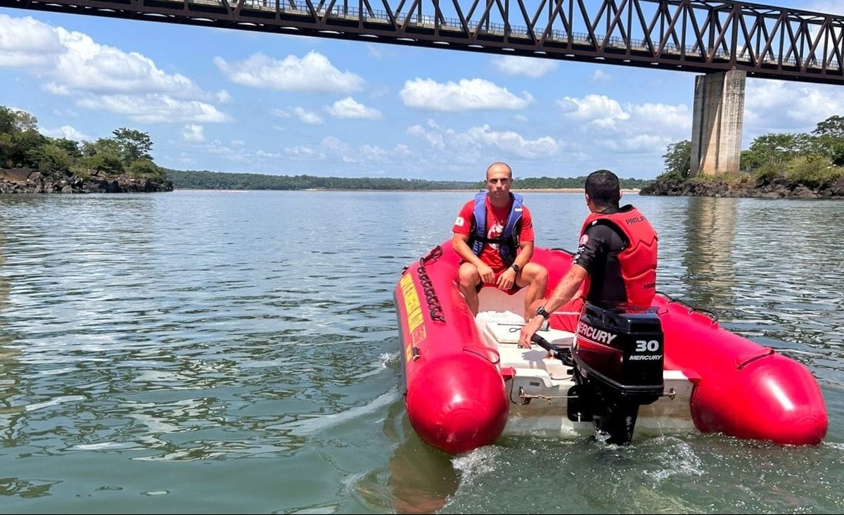 WhatsApp-Image-2025-01-02-at-11.05.07-e1735826846143 👨🚒🥽 Bombeiros do DF fazem mergulhos para resgatar vítimas do acidente sobre o Rio Tocantins – Secretaria de Estado de Segurança Pública